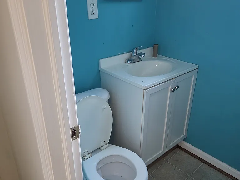 519 Crabb Ave — Photo 6
