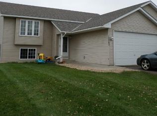 17763 308th St, Shafer, MN 55074