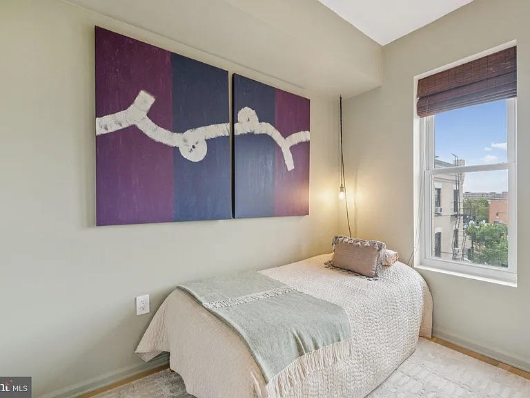 1812 Vernon St NW #34 — Photo 23