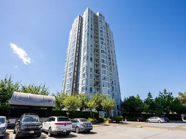 14820 104th Ave #1102, Surrey, BC V3R 0V9