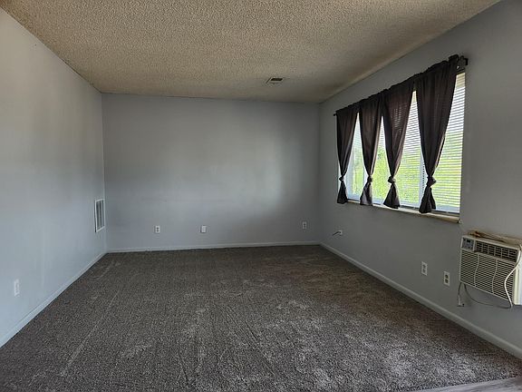 2nd image of 306 W Union Ave #4