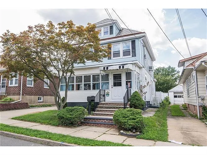 11 James St photo 1
