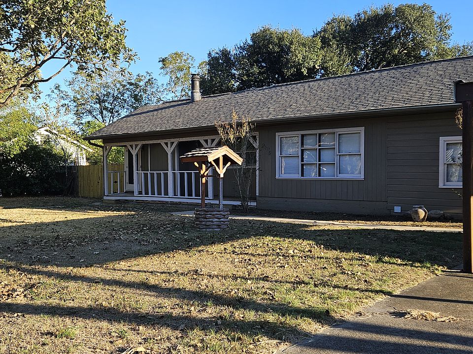 1st image of 905 Lawndale Ave