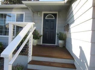 104 Village Ln, Daly City, CA 94015