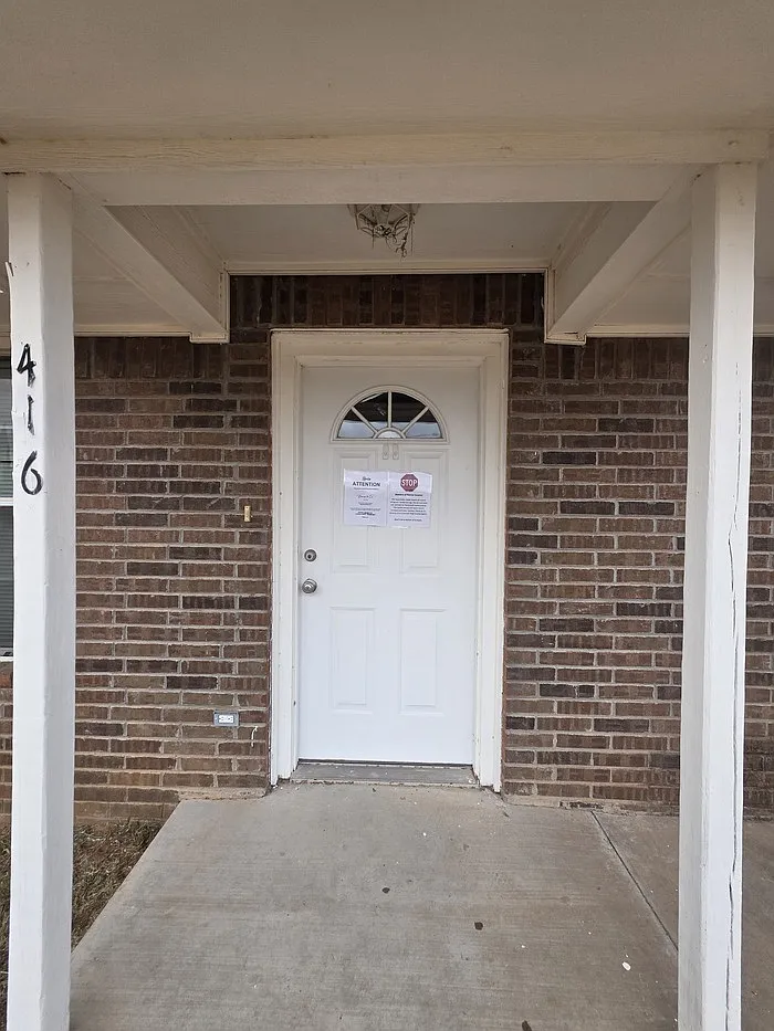 Building Photo - 416 Maple Ave