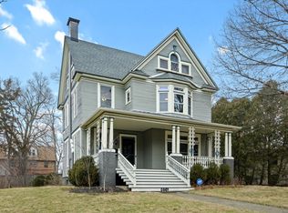 604 E Elm St, Urbana, IL