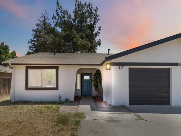 717 Oakridge Dr, Madera, CA 93637