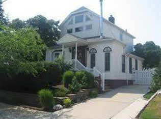 14556 19th Ave, Whitestone, NY
