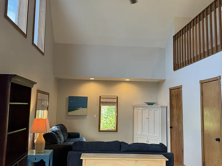 14 Dartmouth Dr — Photo 9