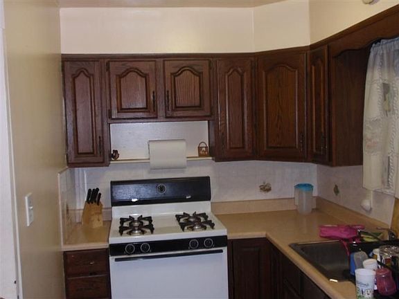 2nd image of 1444 E 104th St