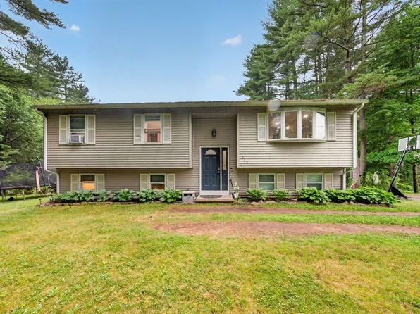 112 Bond Rd, Charlton, MA 01507