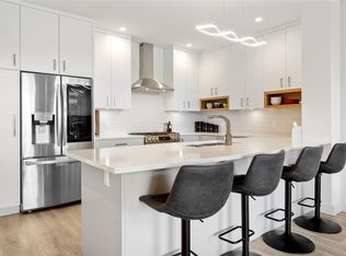 The Edgewater, Victoria, BC V8T 5K3