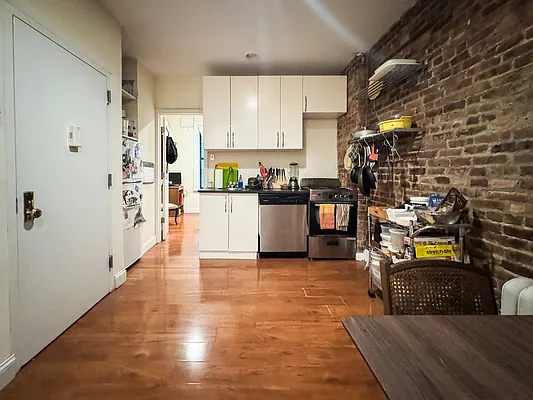 71 Pineapple Street #3B