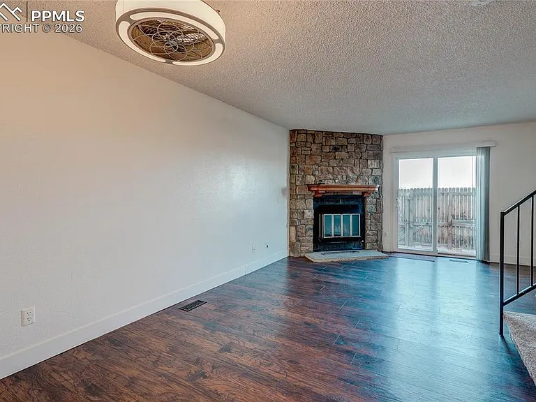 1642 S Idalia Cir #B — Photo 20