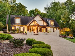 3807 Harding Pl, Nashville, TN 37215