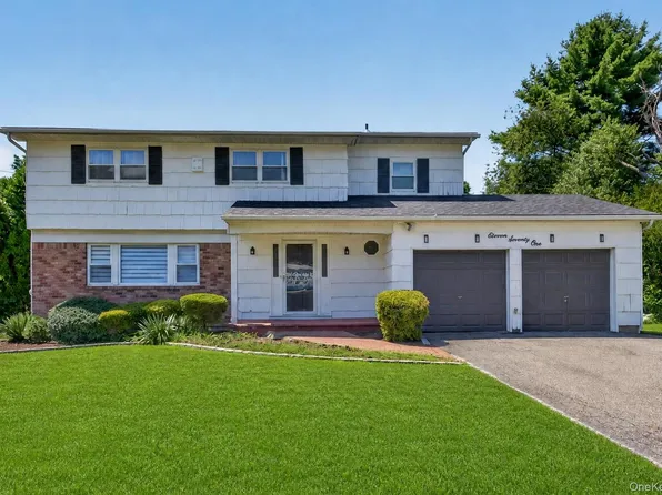 1171 Carlls Straight Path, Dix Hills, NY 11746