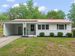 1410 Wiltshire St, High Point, NC 27265