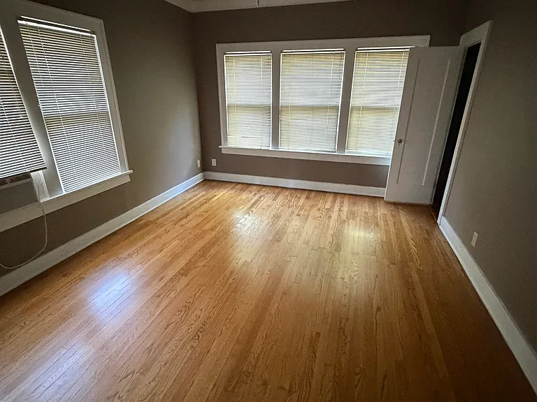 1716 S Rockford Ave — Photo 11