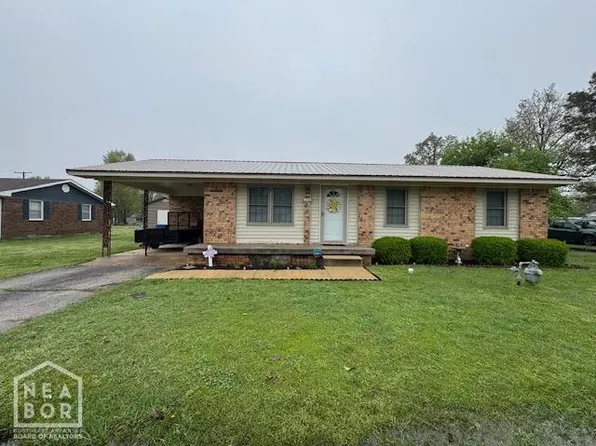 901 SW 6th St, Corning, AR 72422