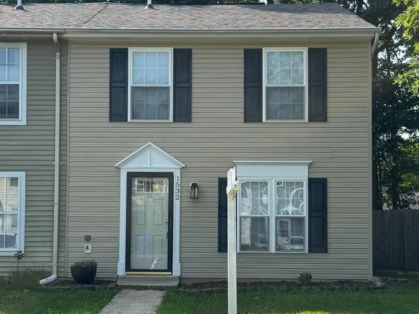 1532 Pin Oak Dr, Waldorf, MD 20601