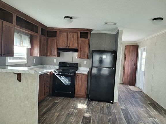 4th image of 4125 Park St N #129