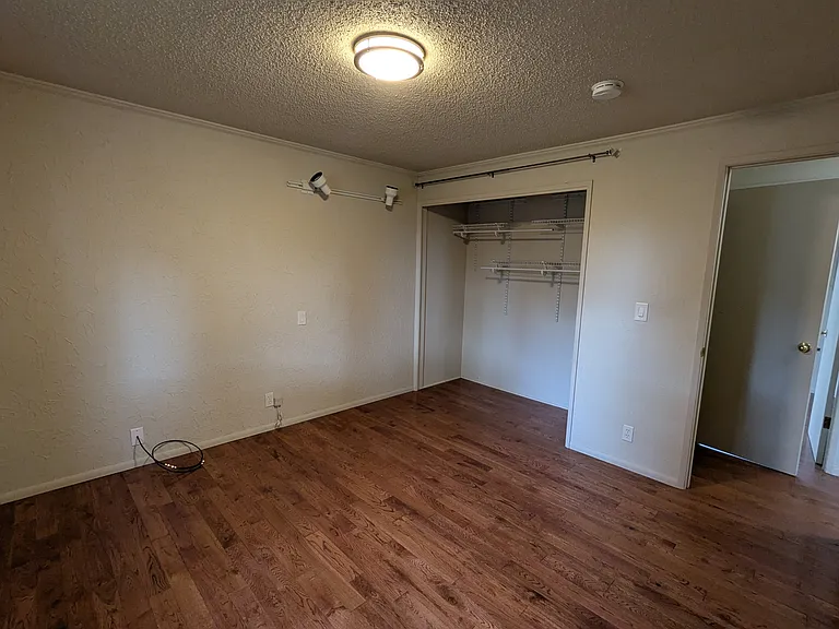 425 SE McKinley Ave #1 & 2-1 — Photo 21