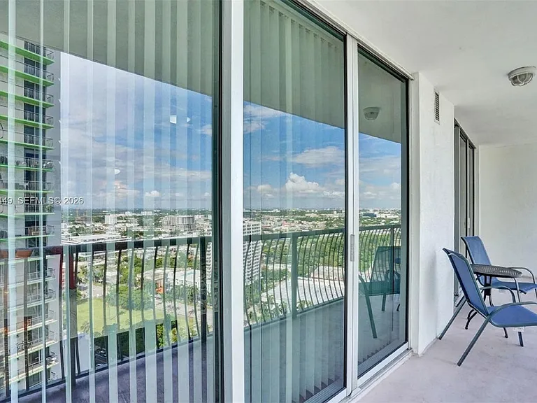 1750 N Bayshore Dr #2911 — Photo 24