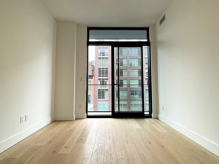 10-64 Jackson Ave #3C — Photo 7