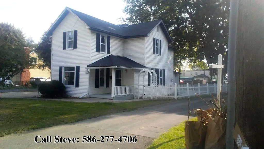 612 N 3rd St photo 1