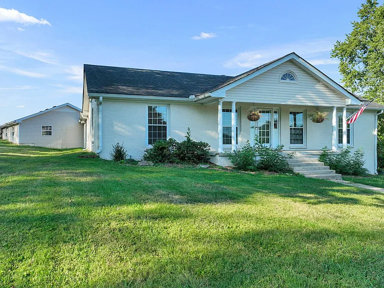4861 Bethesda Rd — Photo 54