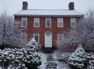 728 Main St, Chester, VT 05143