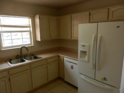 5th image of 1401 Desert Bloom Ave NW