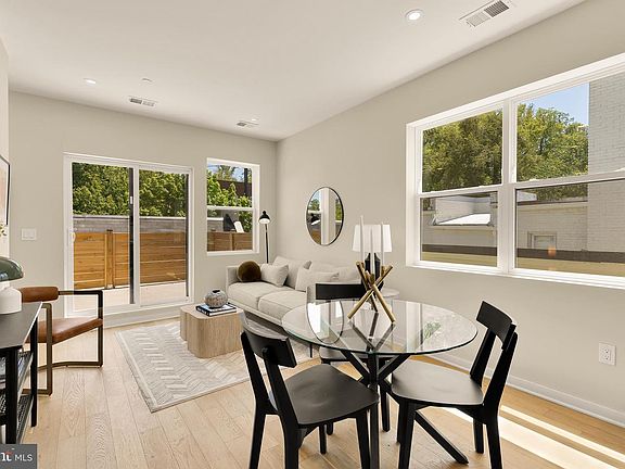 4th image of 2606 41st St NW #7