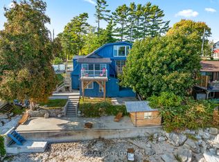 105 Lighthouse Dr, Haldimand County, ON N1A 2W6