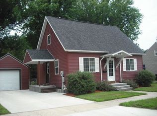 519 Charles St, Reedsburg, WI 53959