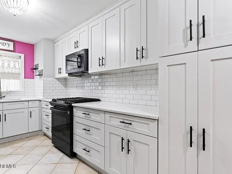 15 Weller Pl — Photo 5