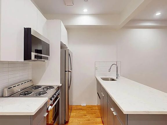 2nd image of 217 E 115th St #4