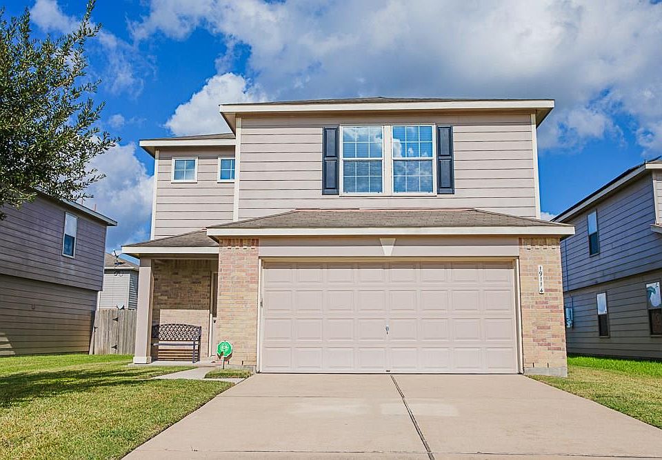 1st image of 19114 Jordans Landing Ln