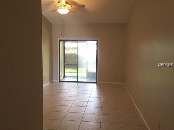 4th image of 102 Lagoon Ct