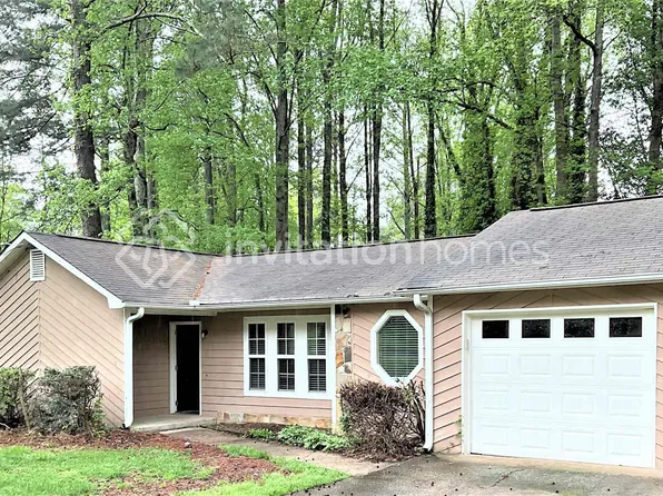 3106 Palomino Dr, Powder Springs, GA 30127