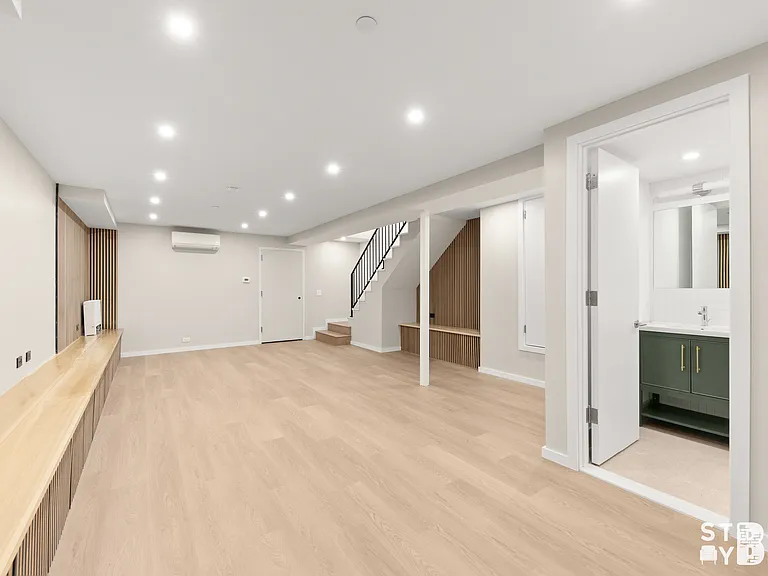 395 Clermont Ave #1A — Photo 14