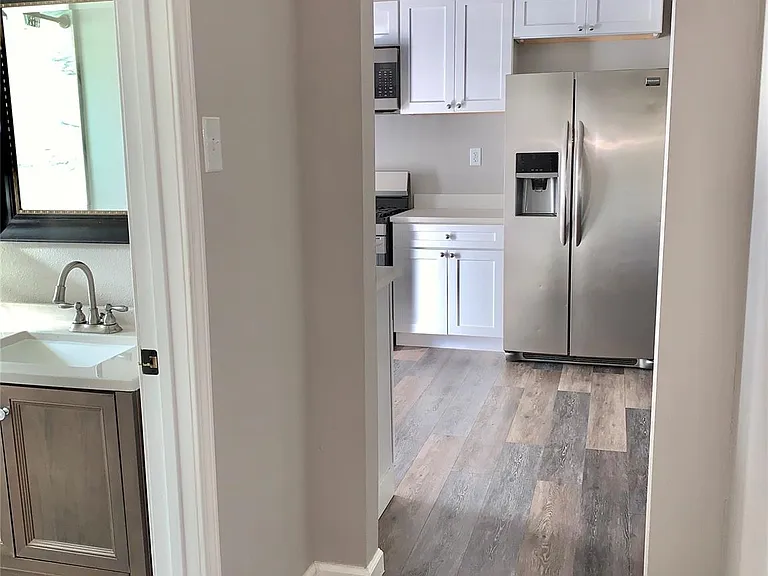 7434 W Lambuth Ln — Photo 18