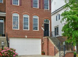 6826 Witton Cir, Gainesville, VA 20155