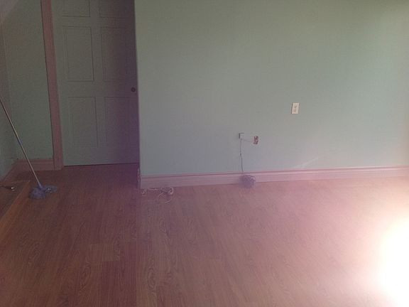 Upgraded flooring, walls