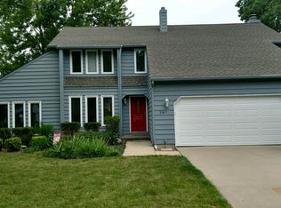 287 Greenbriar Dr, Avon Lake, OH