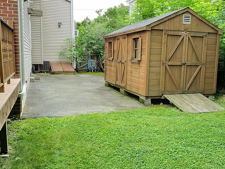 6 Franklin St — Photo 26
