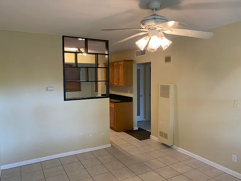 1172 Surf Rd #A2 — Photo 3