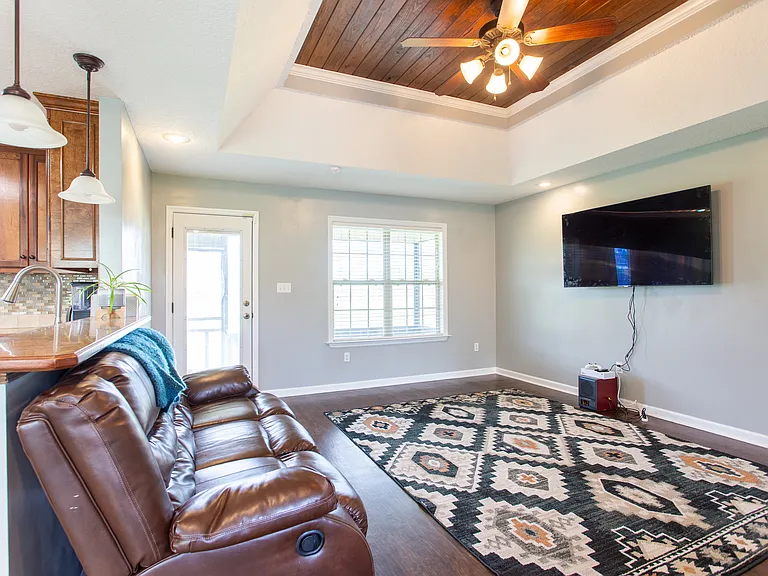97 Mill Pond Pl — Photo 8