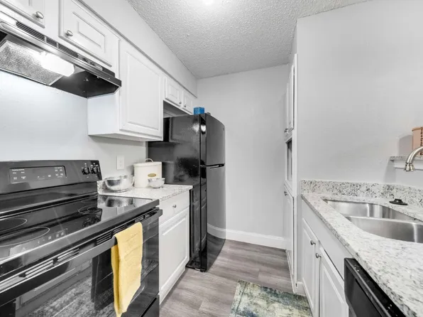 Biltmore Apartments, 2300 Misty Ridge Cir #A600f639d, Arlington, TX 76011