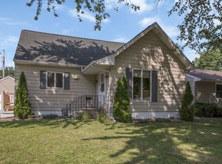 1470 8th St, Marion, IA 52302